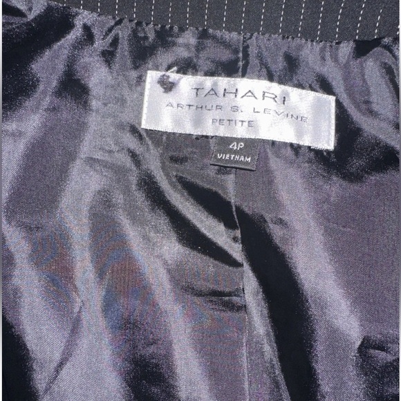 Tahari Arthur Levine Stripe Casual Black Blazer Jacket Career Women's Sz 4 Petit - Picture 6 of 9